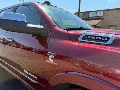 Used 2020 RAM 3500 Limited image 10