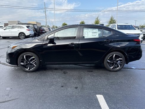 New 2025 Nissan Versa SR image 10