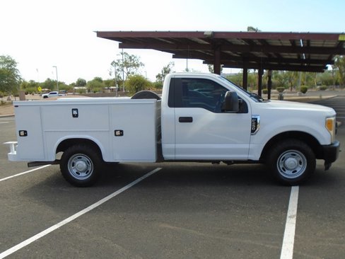 Used 2017 Ford F250 XL image 6