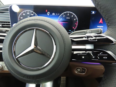 New 2026 Mercedes-Benz GLS 580 4MATIC image 13