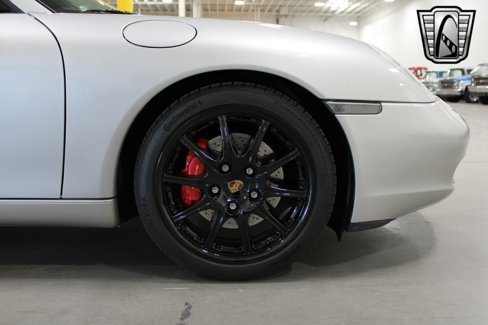 Used 2001 Porsche Boxster S image 17