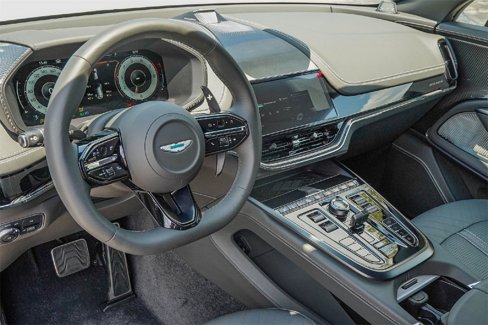 New 2025 Aston Martin DBX 707 image 3