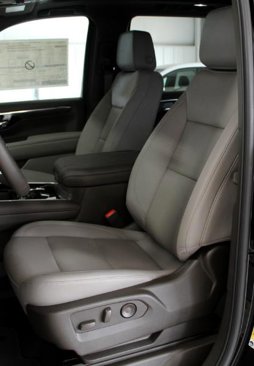 New 2025 Chevrolet Tahoe Z71 w/ Comfort Package image 18