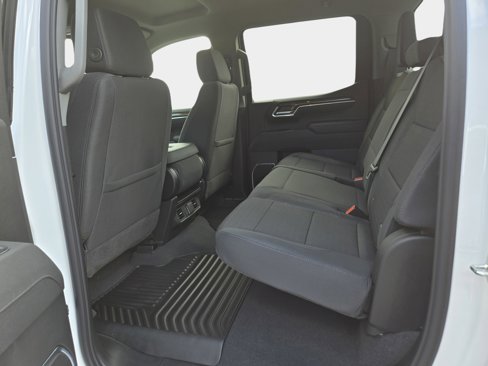 New 2026 Chevrolet Silverado 1500 LT image 4