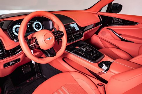 New 2025 Aston Martin DBX 707 image 19