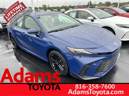 New 2026 Toyota Camry SE image 1