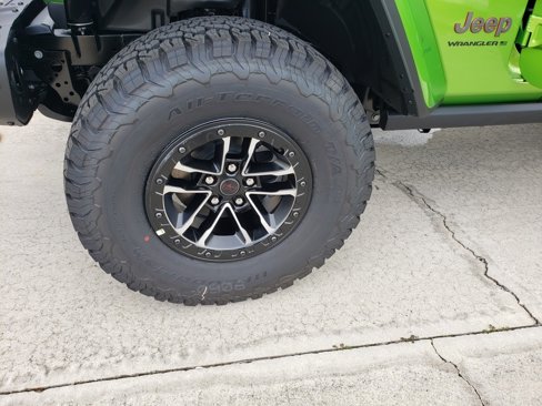 New 2025 Jeep Wrangler Unlimited Rubicon image 9