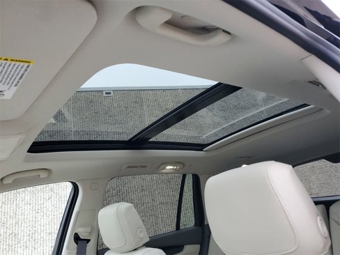 New 2025 Cadillac XT6 Premium Luxury w/ LPO, Floor Liner Package image 19
