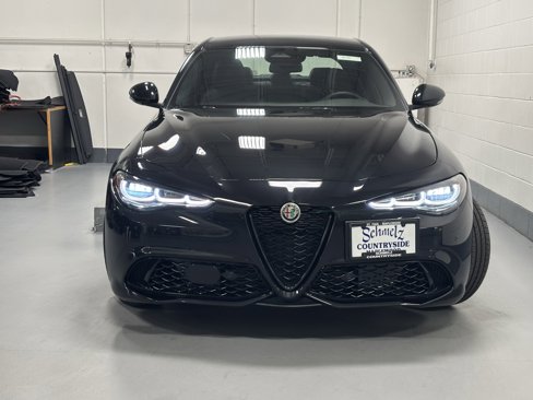 New 2025 Alfa Romeo Giulia AWD w/ Driving Assist Package image 6