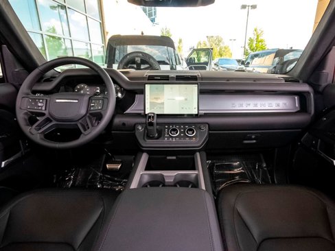 New 2025 Land Rover Defender 110 V8 image 39
