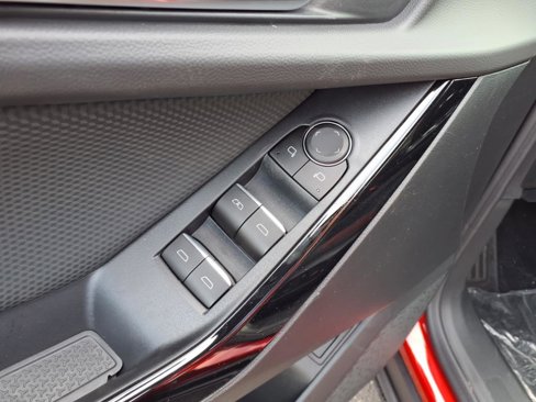 New 2026 Chevrolet Equinox RS w/ LPO, Floor Liner Package image 11
