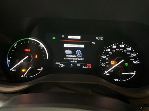 New 2025 Toyota Sienna XLE image 13