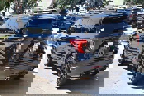 Used 2023 Ford Explorer ST-Line w/ Class IV Trailer Tow Package image 10