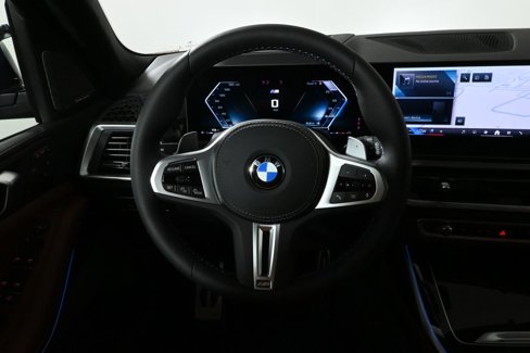 New 2026 BMW X7 M60i image 18