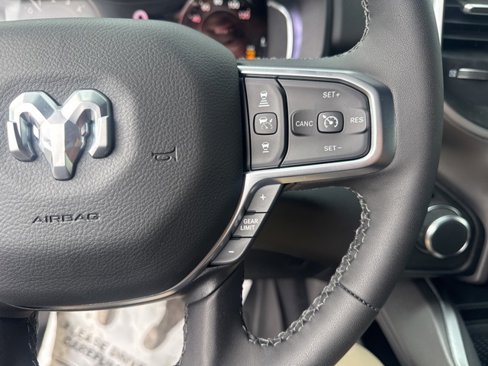 New 2026 RAM 1500 4x4 Crew Cab image 22