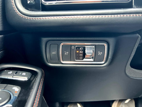 Used 2021 Lincoln Aviator 2WD w/ Elements Package image 29