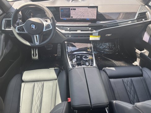 New 2026 BMW X7 M60i image 8