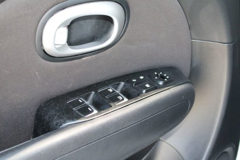 Used 2019 Kia Soul + image 16