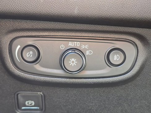 Used 2024 GMC Terrain SLT image 36