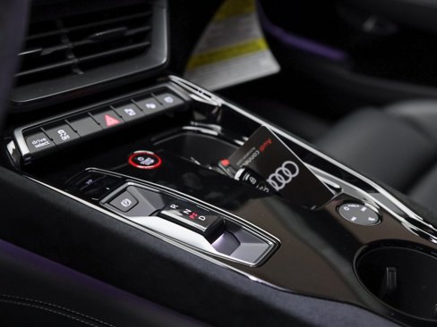 New 2025 Audi RS e-tron GT performance image 31