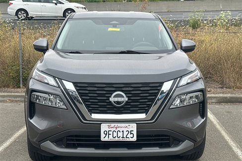 Used 2023 Nissan Rogue SV image 5