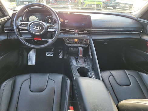 Certified 2024 Hyundai Elantra Limited image 4