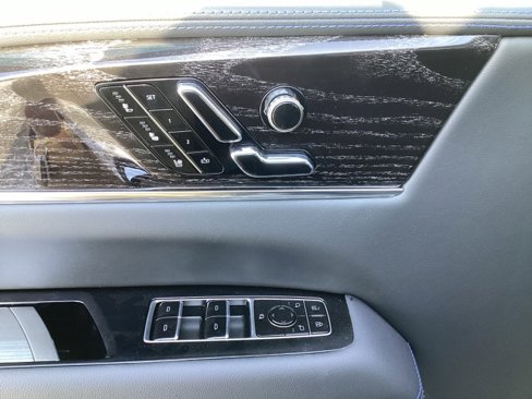 New 2025 Cadillac Escalade IQ Luxury 1 w/ Smart Trailering package image 16