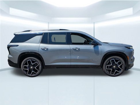 New 2026 Chevrolet Traverse High Country w/ LPO, Floor Liner Package image 7