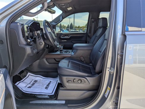 Certified 2024 Chevrolet Silverado 1500 High Country w/ Technology Package image 13