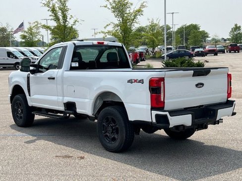 New 2026 Ford F250 4x4 Regular Cab Super Duty image 3