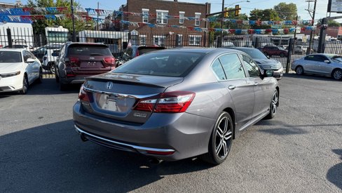 Used 2017 Honda Accord Sport Special Edition image 5