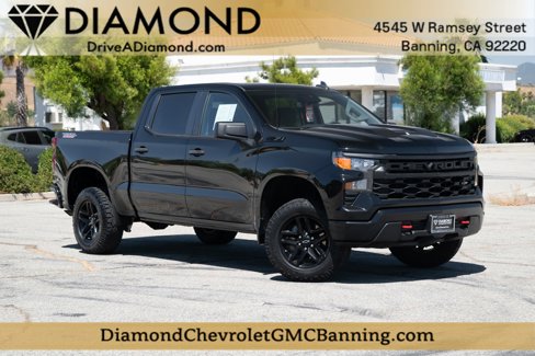 Used 2023 Chevrolet Silverado 1500 Custom Trail Boss w/ LPO, Dark Essentials Package image 1
