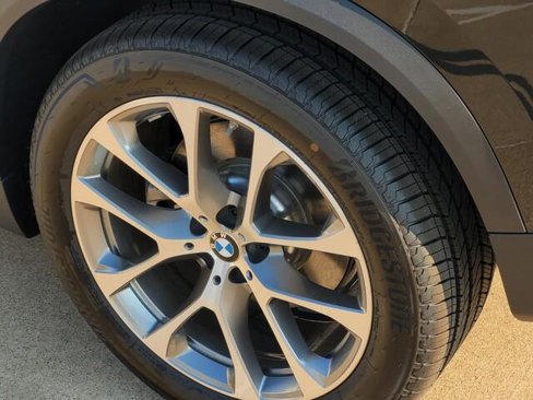 New 2026 BMW X5 xDrive40i w/ Executive Package image 7