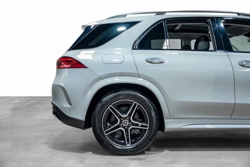 Used 2024 Mercedes-Benz GLE 350 4MATIC w/ AMG Line Exterior image 25