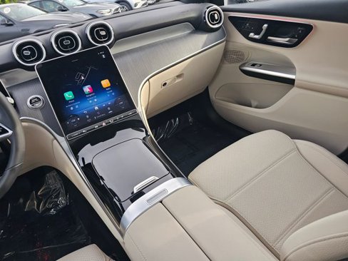 Certified 2025 Mercedes-Benz GLC 300 4MATIC image 34