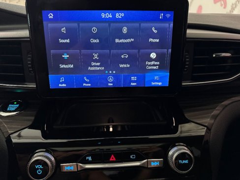 Used 2021 Ford Explorer Limited w/ Equipment Group 301A image 35