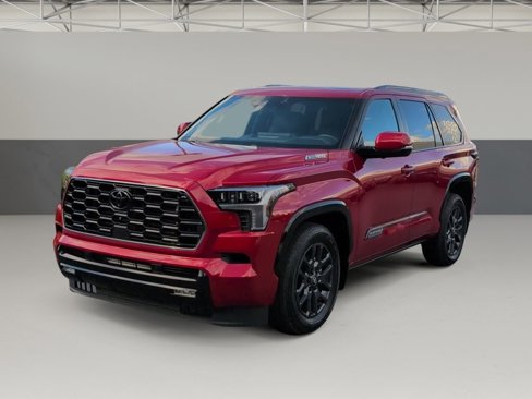Certified 2025 Toyota Sequoia Platinum image 3