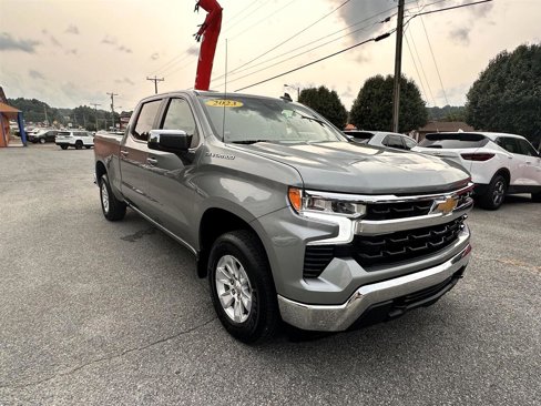 Used 2023 Chevrolet Silverado 1500 LT w/ Protection Package image 3
