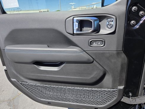 New 2025 Jeep Wrangler Unlimited Rubicon 4xe image 24