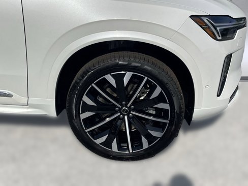 New 2026 Volvo XC90 B6 Ultra image 11