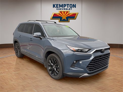 Used 2024 Toyota Grand Highlander Limited image 8