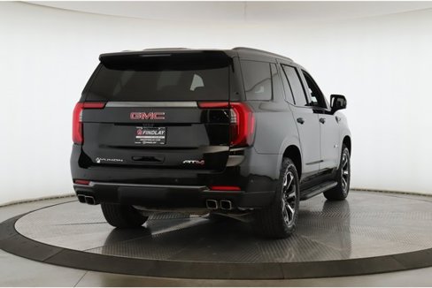 Used 2025 GMC Yukon AT4 image 7