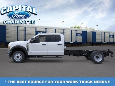 New 2026 Ford F550 4x4 Crew Cab image 3