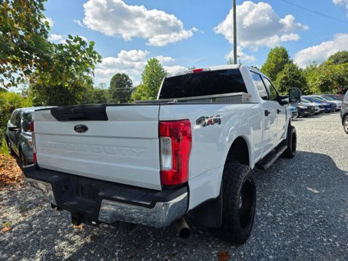 Used 2017 Ford F250 XLT image 5