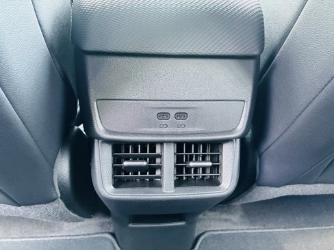 New 2026 Chevrolet Equinox LT w/ Convenience Package II image 13