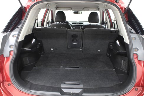Used 2015 Nissan Rogue SV image 23