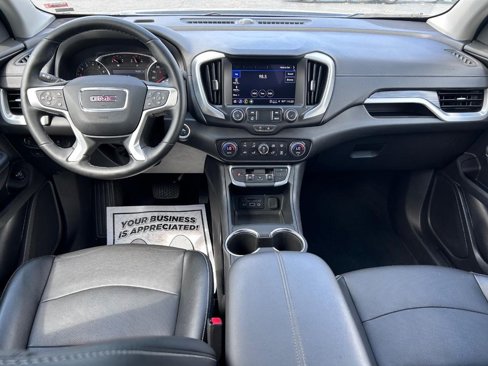 Used 2024 GMC Terrain SLT image 11