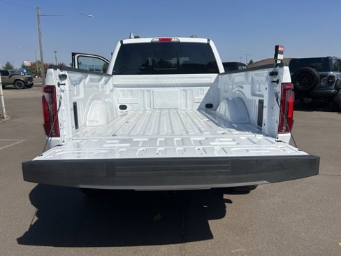 Used 2025 Ford F150 Lariat w/ Equipment Group 502A High image 13