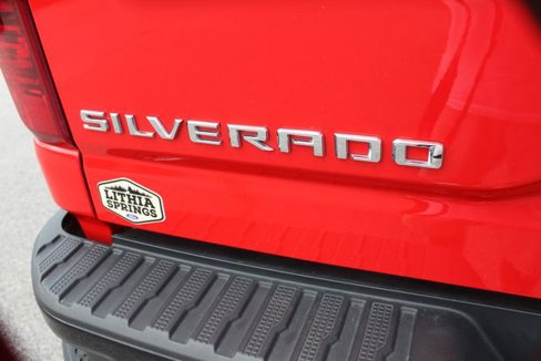 Used 2024 Chevrolet Silverado 2500 Custom w/ Custom Value Package image 13