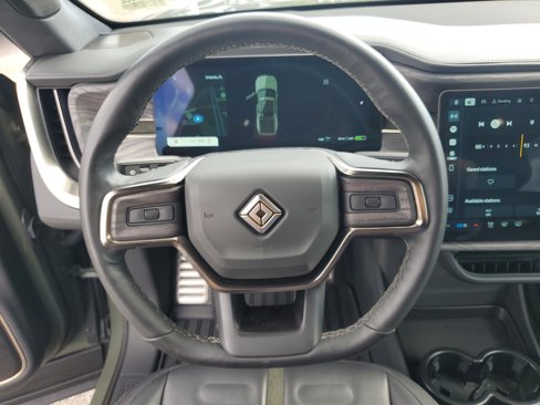 Used 2022 Rivian R1T Launch Edition image 18